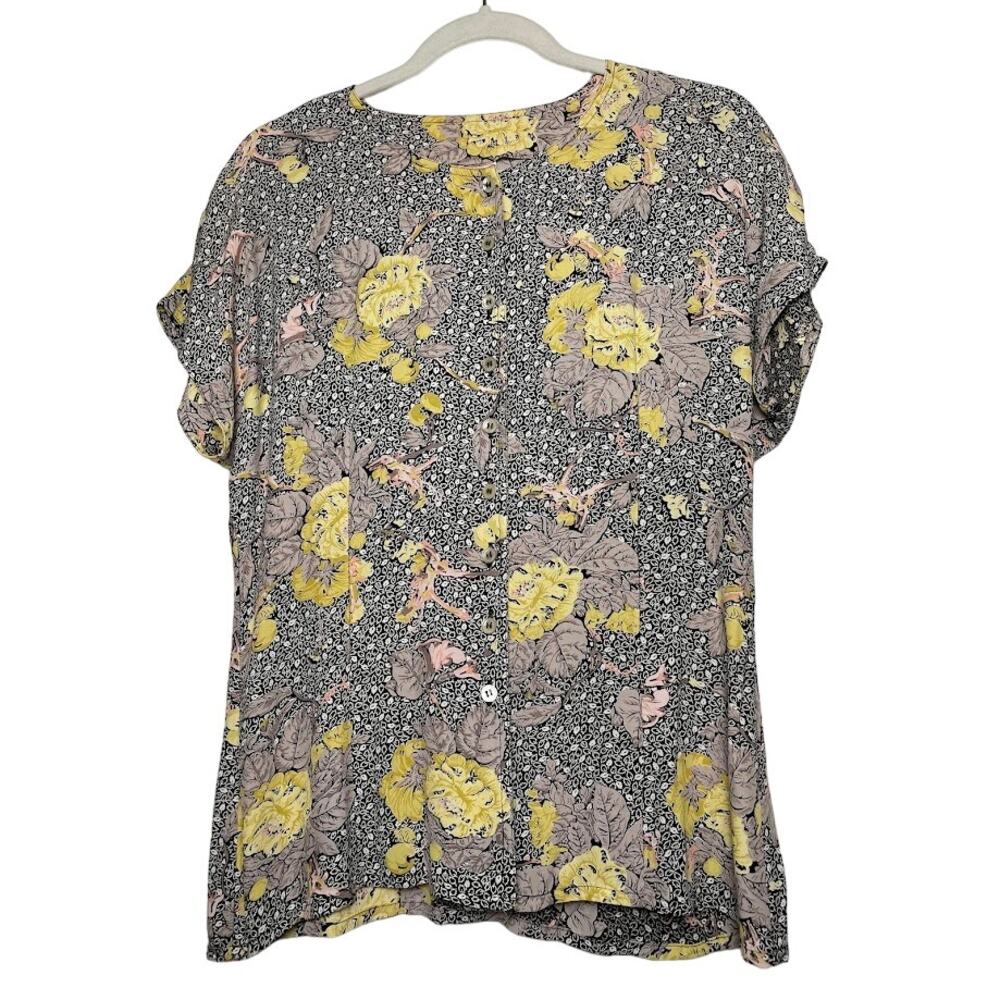 Mondi Floral Leaf Top Womens Size 4 Short Sleeve‎ Vintage Blouse Button Up Shirt